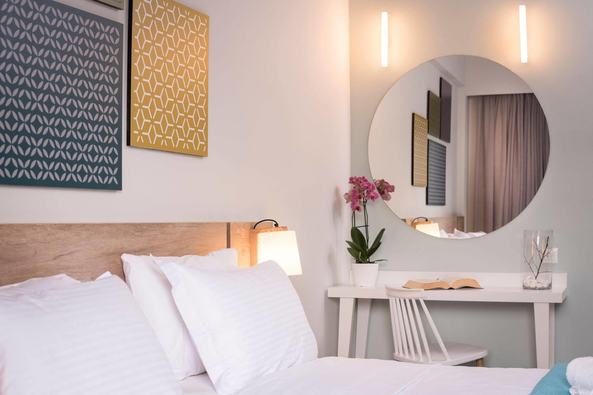 Aparthotel Irini 2*